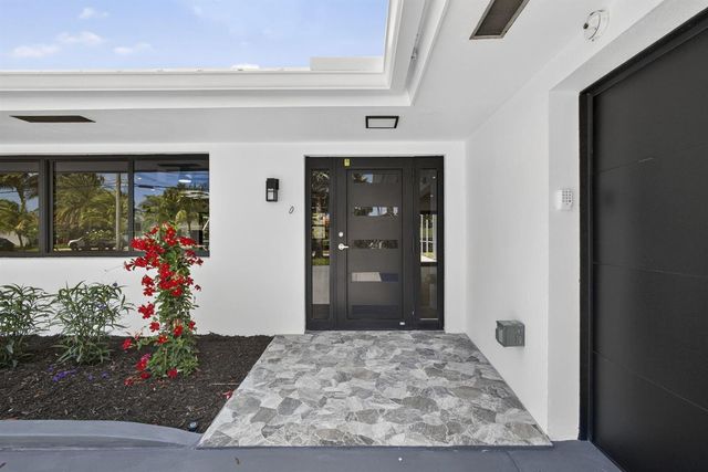 8111 W Lake Drive, Lake Clarke Shores, FL 33406