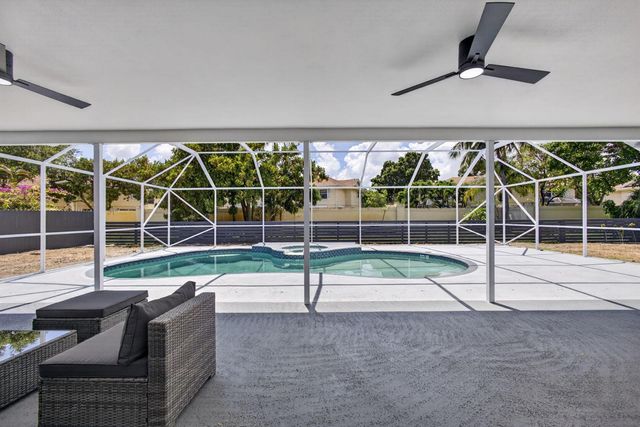 8111 W Lake Drive, Lake Clarke Shores, FL 33406