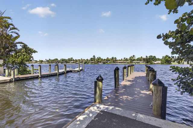 8111 W Lake Drive, Lake Clarke Shores, FL 33406