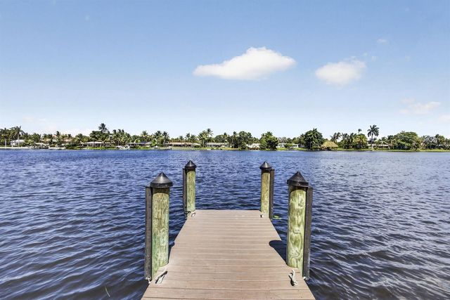 8111 W Lake Drive, Lake Clarke Shores, FL 33406