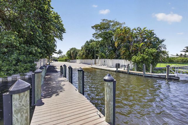 8111 W Lake Drive, Lake Clarke Shores, FL 33406