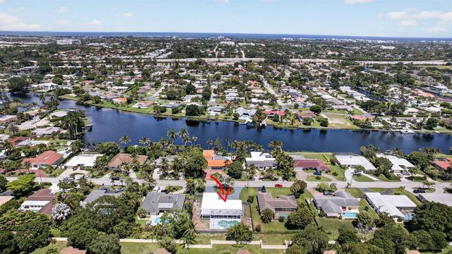 8111 W Lake Drive, Lake Clarke Shores, FL 33406