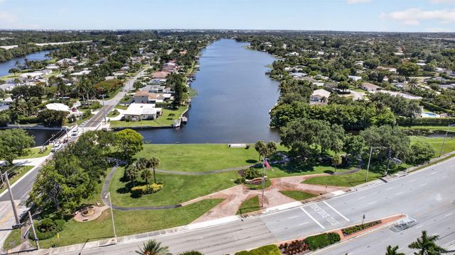 8111 W Lake Drive, Lake Clarke Shores, FL 33406