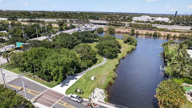 8111 W Lake Drive, Lake Clarke Shores, FL 33406