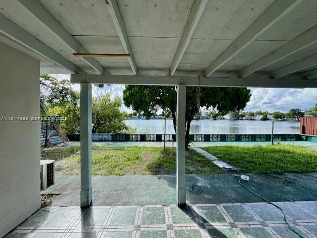 260 SW 8th Ave B, Hallandale Beach, FL 33009