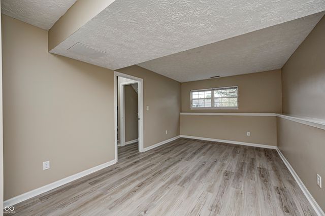 1521 Cottonwood Drive, Franklin, IN 46131