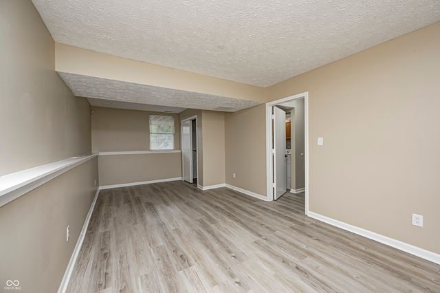 1521 Cottonwood Drive, Franklin, IN 46131
