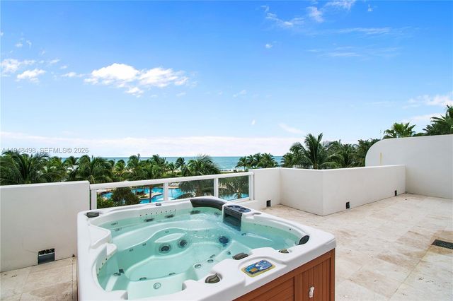 50 S Pointe Dr TWN2, Miami Beach, FL 33139