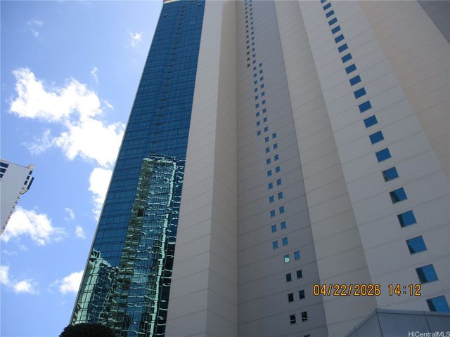 1177 Queen Street 1704, Honolulu, HI 96814
