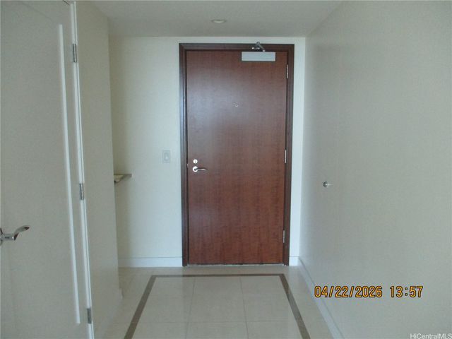 1177 Queen Street 1704, Honolulu, HI 96814