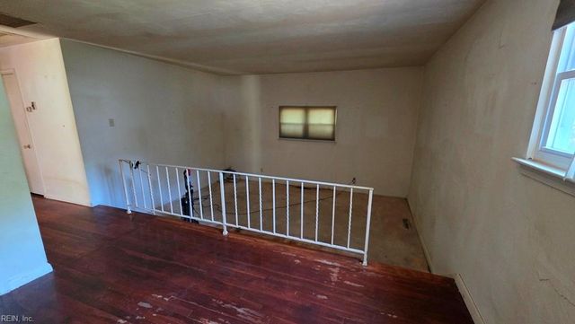 340 Garrison PL, Virginia Beach, VA 23452