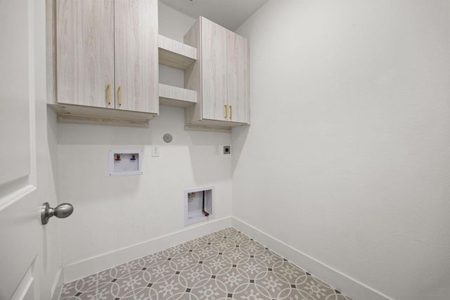 146 Sugar Pine Court, Montgomery, TX 77316