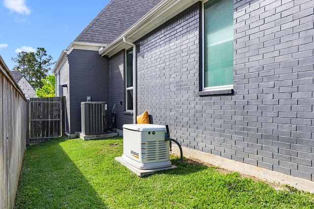 146 Sugar Pine Court, Montgomery, TX 77316