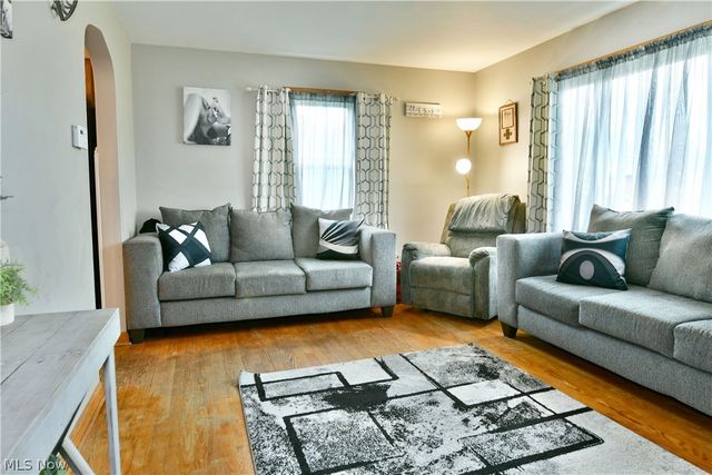 135 Clingan Street, Hubbard, OH 44425