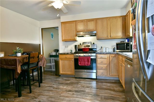 135 Clingan Street, Hubbard, OH 44425