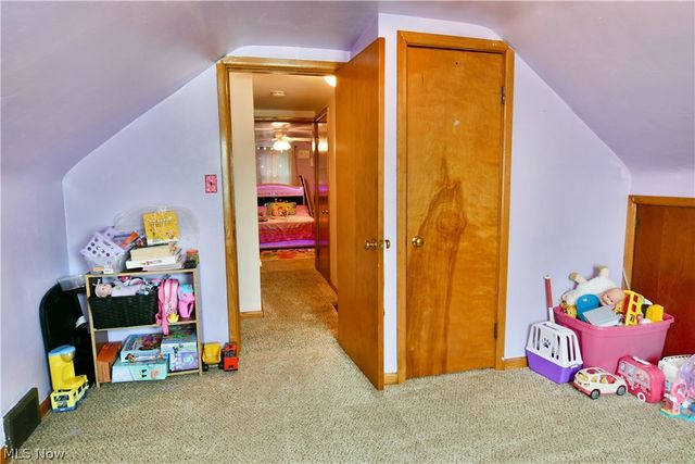 135 Clingan Street, Hubbard, OH 44425