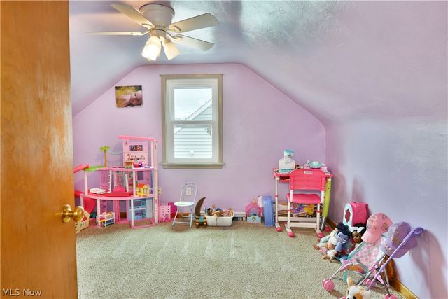 135 Clingan Street, Hubbard, OH 44425