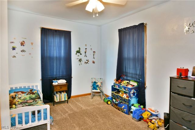 135 Clingan Street, Hubbard, OH 44425