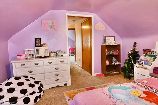 135 Clingan Street, Hubbard, OH 44425