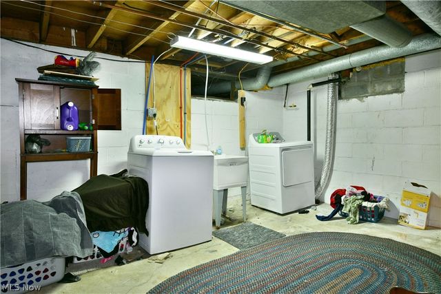 135 Clingan Street, Hubbard, OH 44425