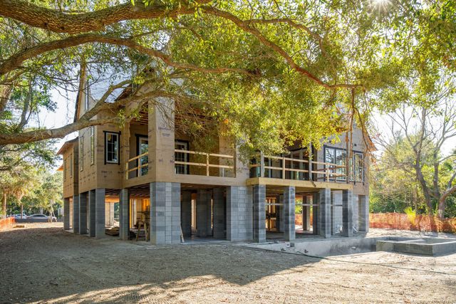 2910 Jasper Boulevard, Sullivans Island, SC 29482