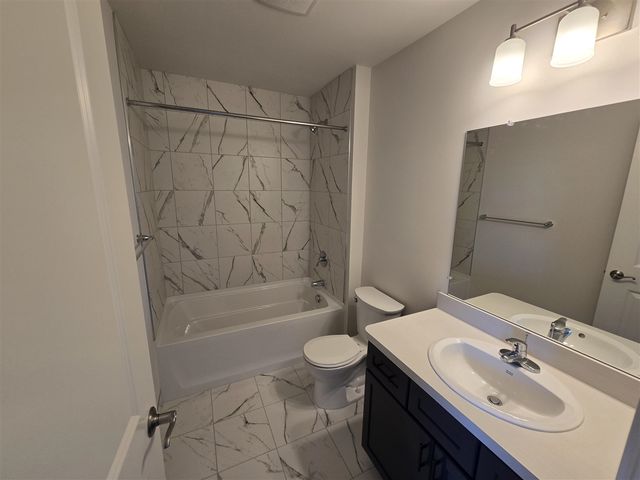 11765 Hillside Drive, Dexter, MI 48130