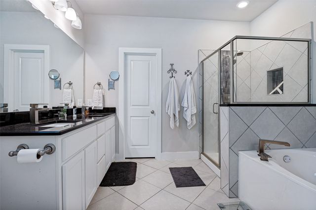909 Cope Street, Mansfield, TX 76065