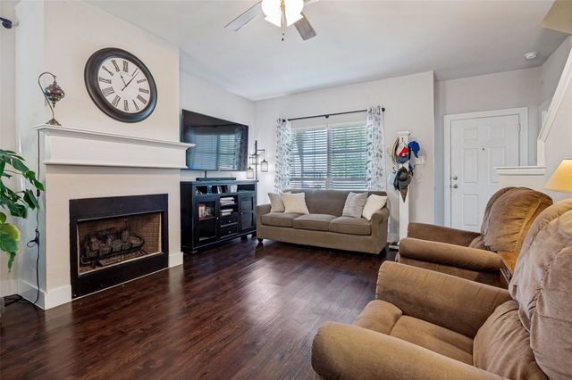 909 Cope Street, Mansfield, TX 76065