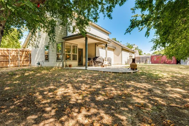 909 Cope Street, Mansfield, TX 76065