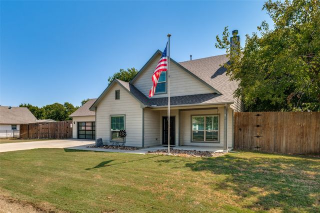 909 Cope Street, Mansfield, TX 76065