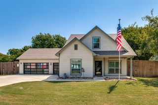 909 Cope Street, Mansfield, TX 76065