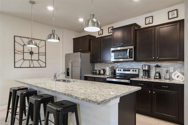 4045 LANA AVENUE, Davenport, FL 33897