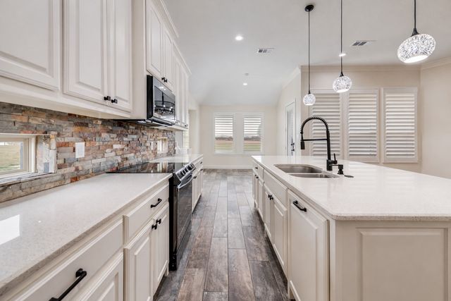 1968 S Sky Meadows Drive, Caddo Mills, TX 75135