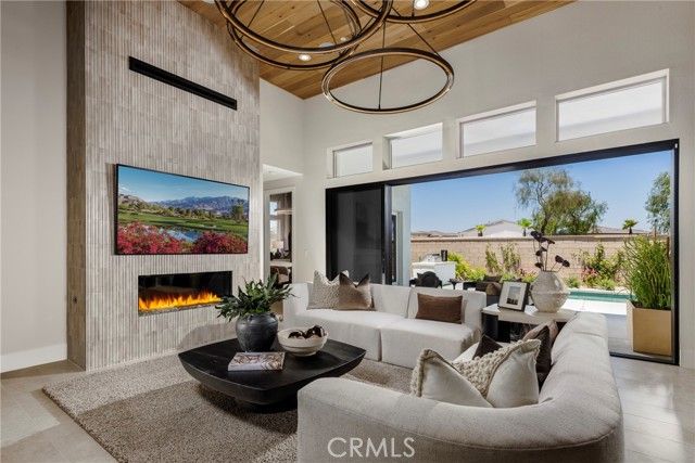 75163 Tubman Drive, Palm Desert, CA 92211