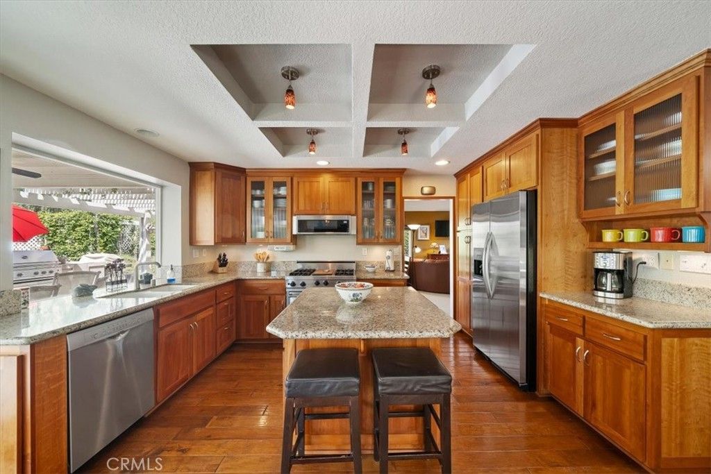 Image 23 of property listing at 16701 Lake Knoll Parkway, Riverside, CA 92503