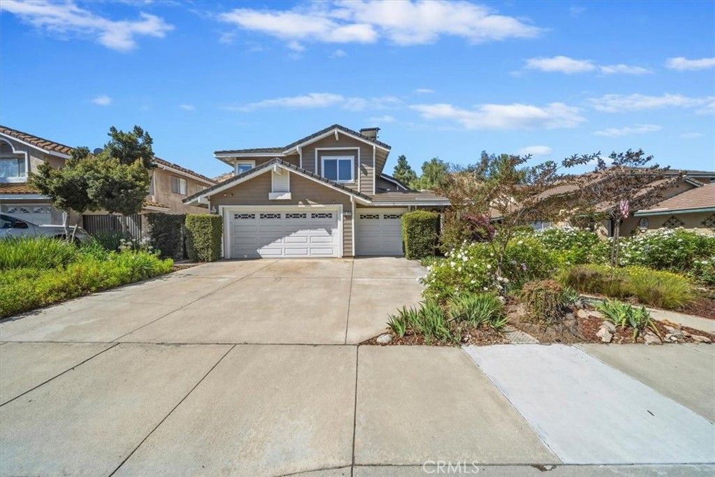 Image 3 of property listing at 16701 Lake Knoll Parkway, Riverside, CA 92503