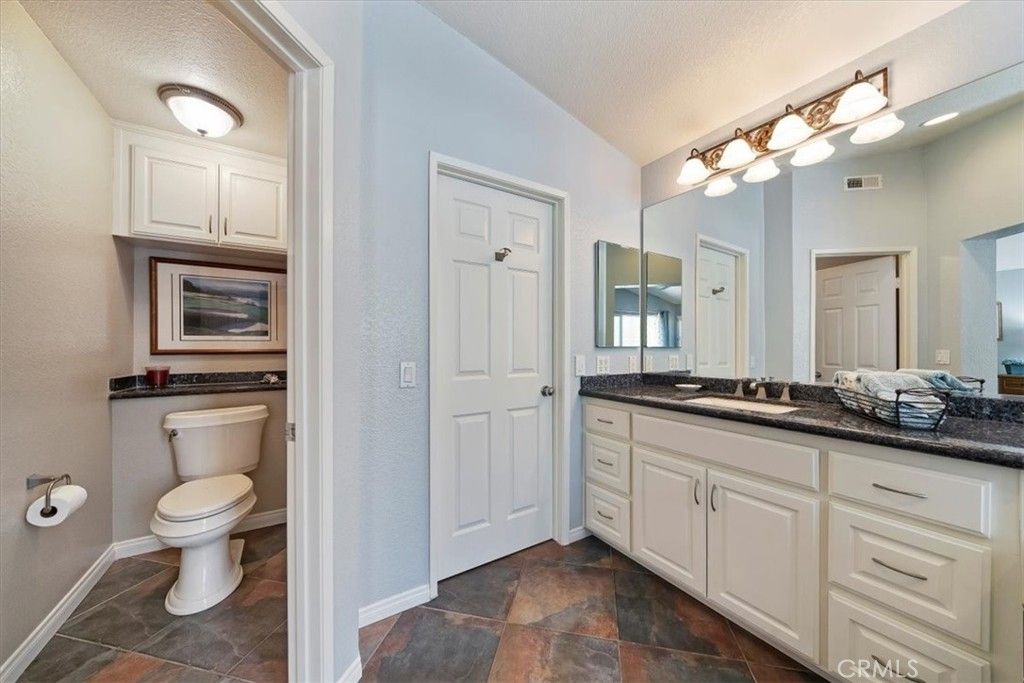 Image 30 of property listing at 16701 Lake Knoll Parkway, Riverside, CA 92503