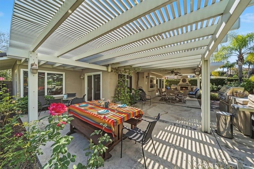 Image 50 of property listing at 16701 Lake Knoll Parkway, Riverside, CA 92503