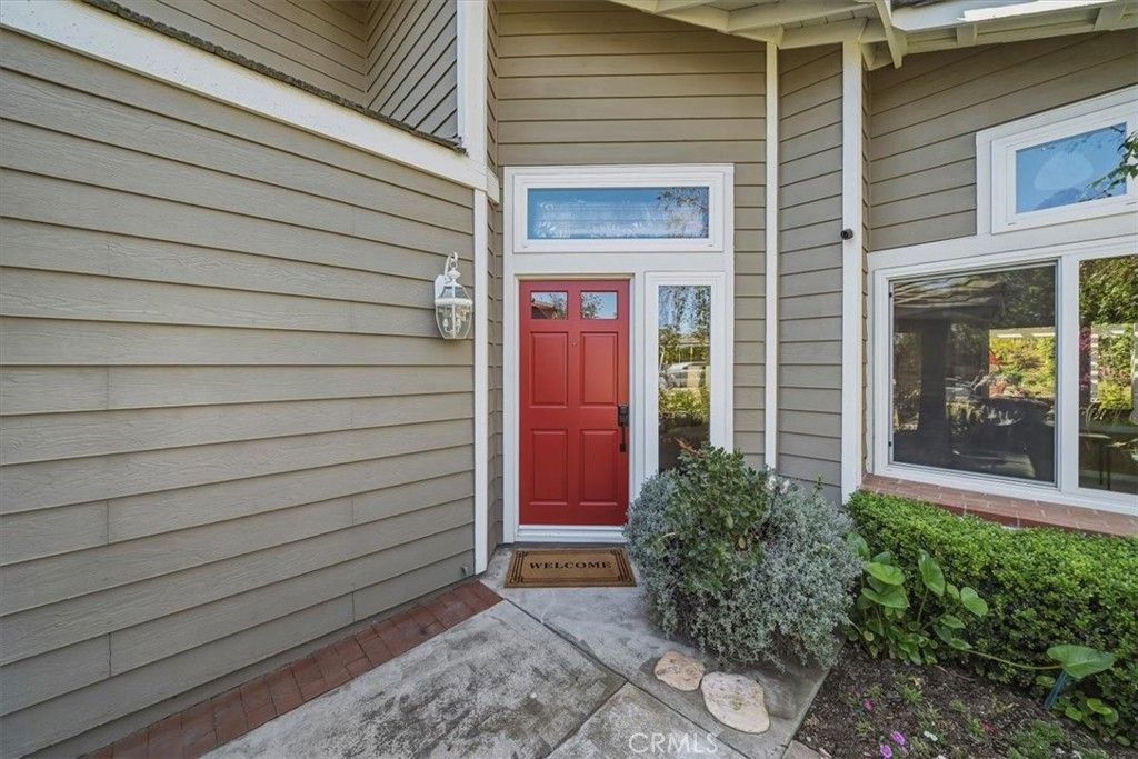 Image 8 of property listing at 16701 Lake Knoll Parkway, Riverside, CA 92503