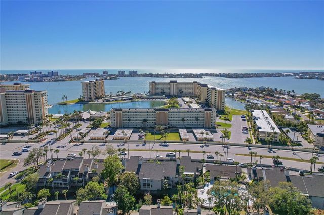 4725 COVE CIRCLE 704, St Petersburg, FL 33708