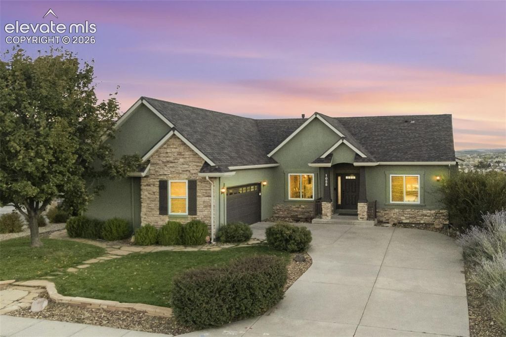 1055 Bayfield Drive, Colorado Springs, CO 80906 — exterior