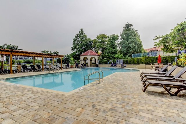 2400 FEATHER SOUND DRIVE 1228, Clearwater, FL 33762