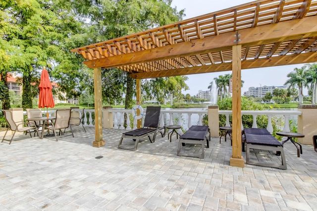 2400 FEATHER SOUND DRIVE 1228, Clearwater, FL 33762