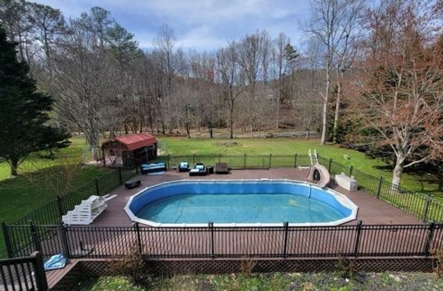 32 Mountain Meadows Drive, Hayesville, NC 28904