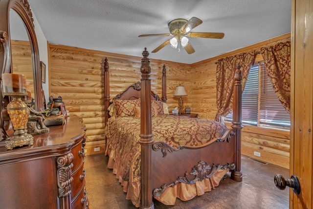 32 Mountain Meadows Drive, Hayesville, NC 28904