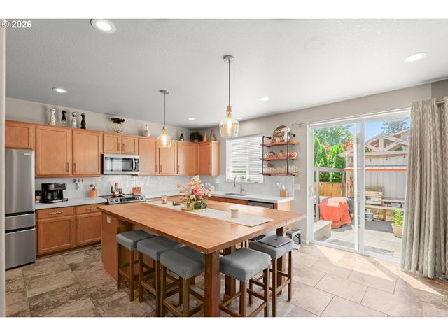 5352 Sw Sequoia Dr, Tualatin, OR 97062