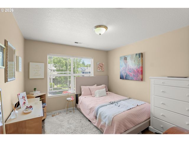 5352 Sw Sequoia Dr, Tualatin, OR 97062