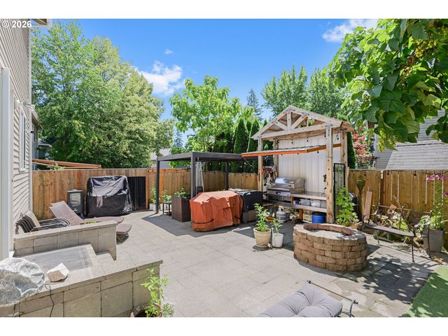 5352 Sw Sequoia Dr, Tualatin, OR 97062