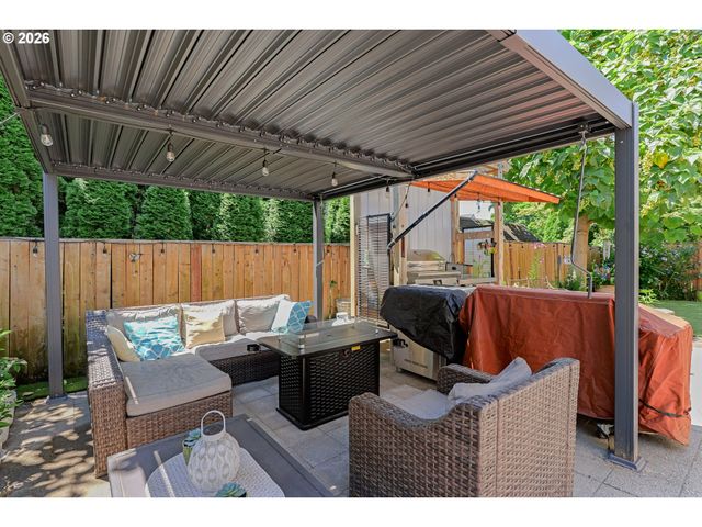 5352 Sw Sequoia Dr, Tualatin, OR 97062