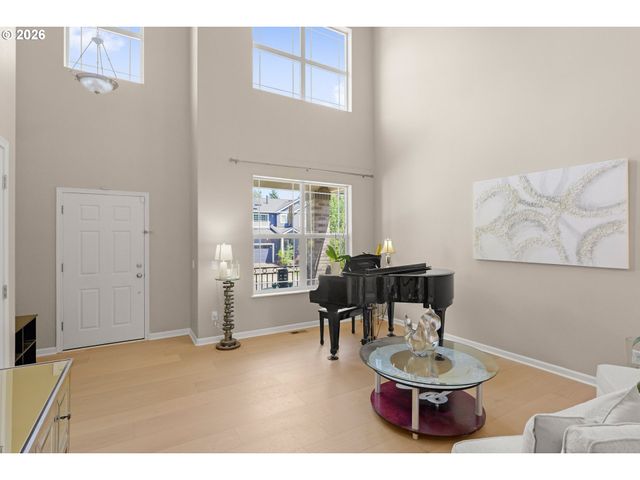 5352 Sw Sequoia Dr, Tualatin, OR 97062